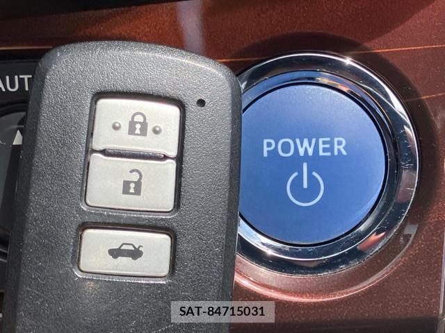 Toyota CROWN HYBRID 2013-07 8071161-4