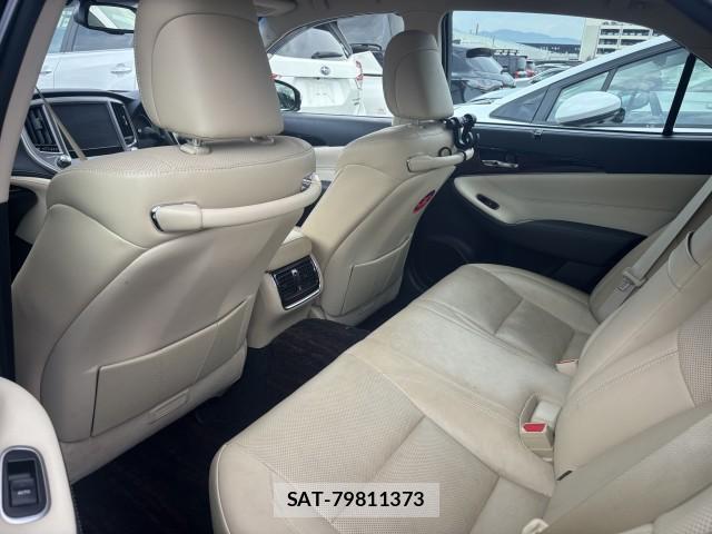 Toyota CROWN HYBRID 2016-06 8072118-3