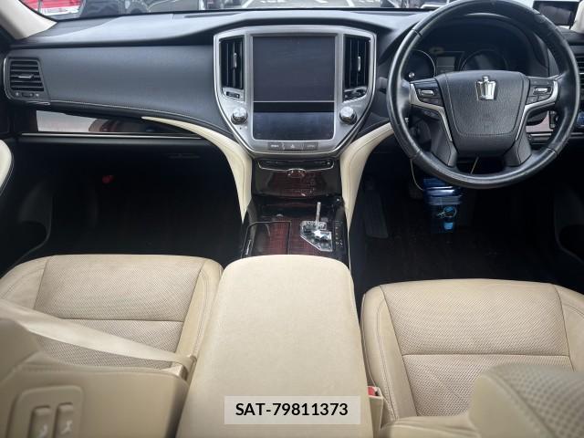Toyota CROWN HYBRID 2016-06 8072118-7