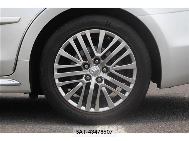 Toyota CROWN MAJESTA 2014-04 8071958-17