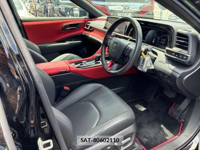 Toyota CROWN 2024-04 8072188-3