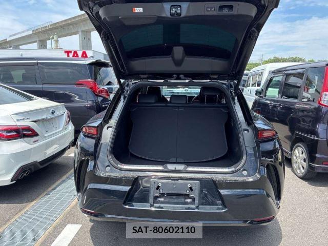 Toyota CROWN 2024-04 8072188-6