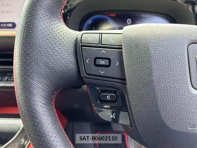 Toyota CROWN 2024-04 8072188-9
