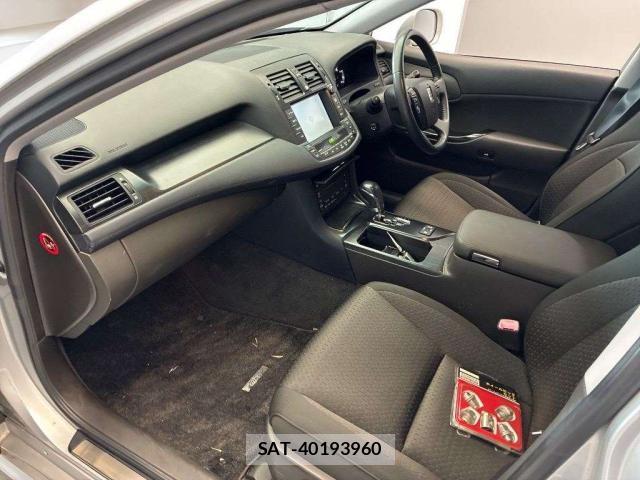 Toyota CROWN 2009-02 8072057-6