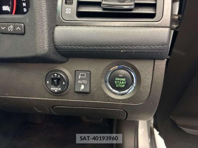 Toyota CROWN 2009-02 8072057-8
