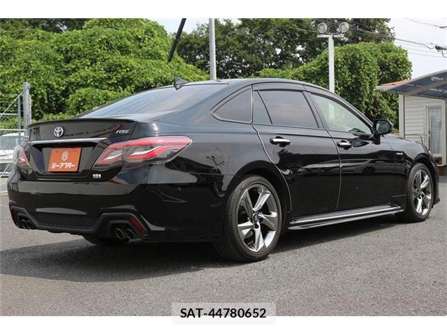Toyota CROWN 2019-08 8072300-4