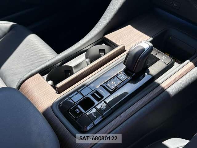 Toyota CROWN 2025-07 8072485-18