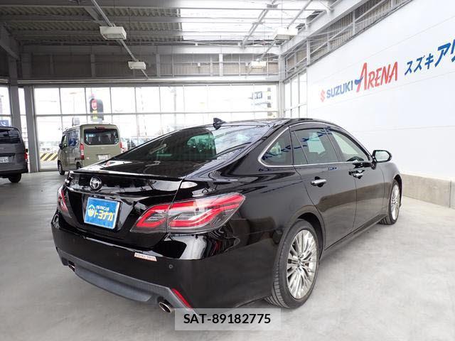 Toyota CROWN 2020-09 8072535-3