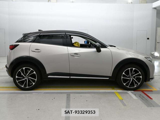Mazda CX-3 2024-03 8071001-3