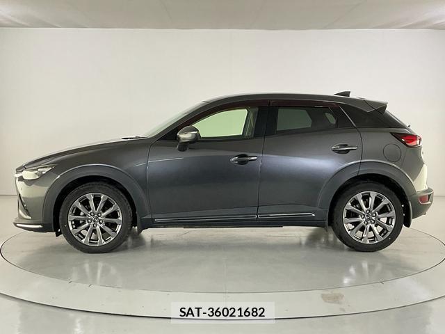 Mazda CX-3 2018-09 8071513-3
