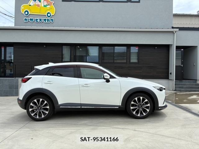Mazda CX-3 2018-11 8071627-3