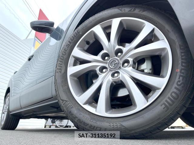 Mazda CX-30 2020-03 8071320-13