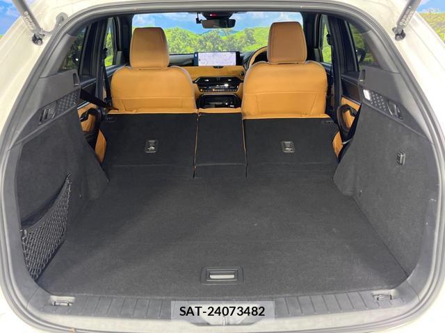 Mazda CX-60 2023-06 8071169-10
