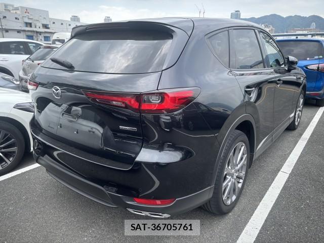 Mazda CX-60 2023-06 8072124-4