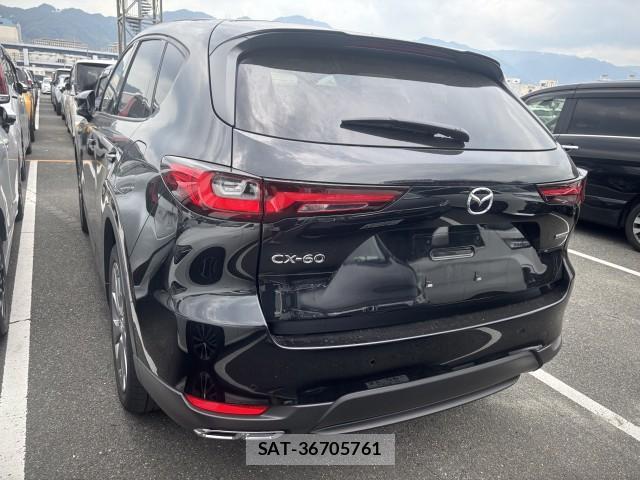 Mazda CX-60 2023-06 8072124-5
