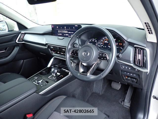 Mazda CX-60 2023-04 8072534-8