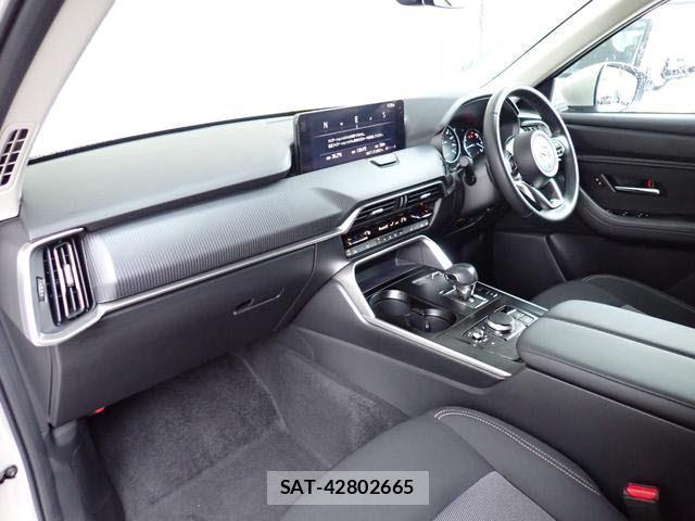 Mazda CX-60 2023-04 8072534-9