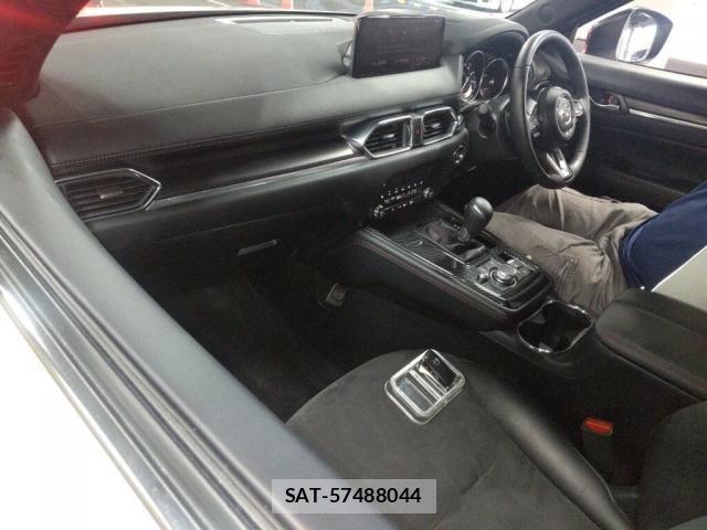 Mazda CX-8 2023-12 8070883-2