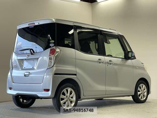 Nissan DAYZ ROOX 2017-08 8072433-11