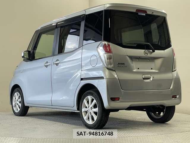 Nissan DAYZ ROOX 2017-08 8072433-12