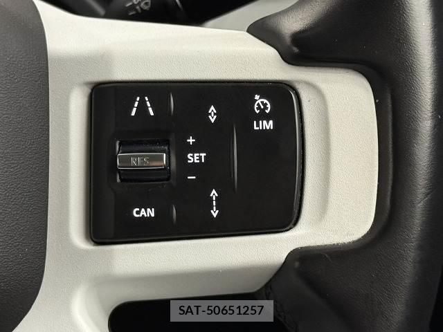 Land Rover DEFENDER 2021-09 8071692-6