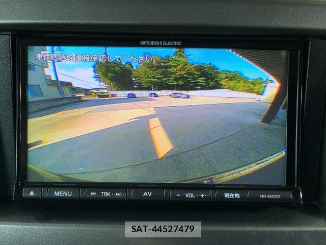 Mitsubishi DELICA 2019-03 8071512-15