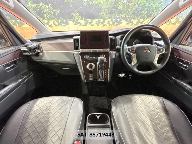 Mitsubishi DELICA 2024-05 8070970-1