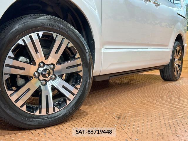 Mitsubishi DELICA 2024-05 8070970-14