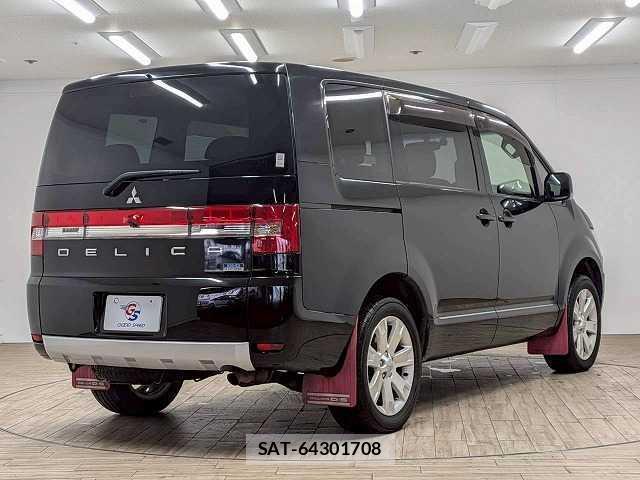 Mitsubishi DELICA 2014-01 8071032-15