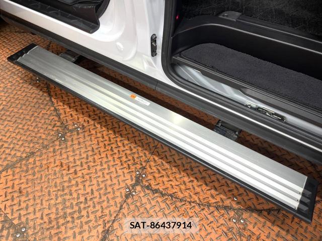 Mitsubishi DELICA 2024-05 8071070-5