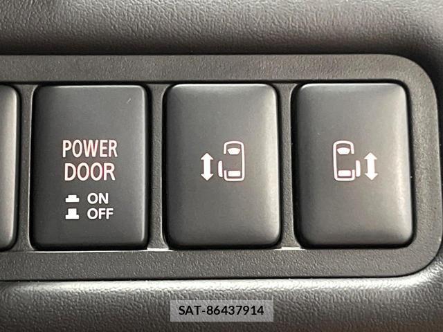Mitsubishi DELICA 2024-05 8071070-6
