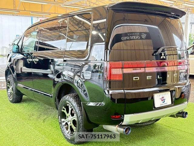 Mitsubishi DELICA 2014-02 8071687-16