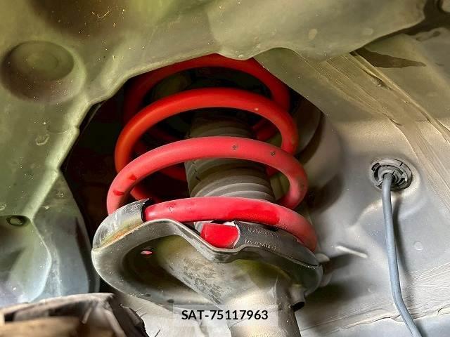 Mitsubishi DELICA 2014-02 8071687-8