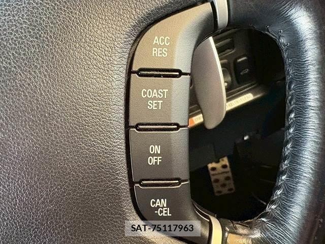 Mitsubishi DELICA 2014-02 8071687-9