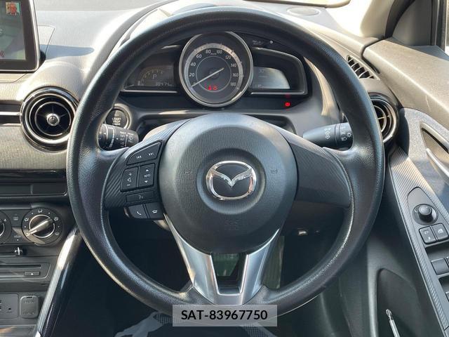 Mazda DEMIO 2016-02 8070988-10