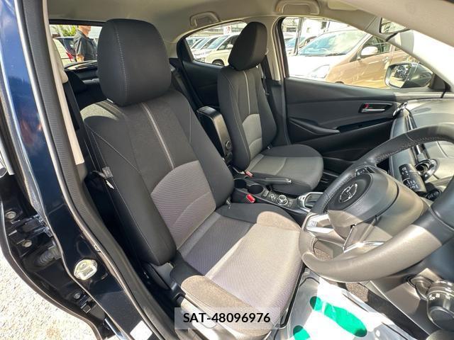 Mazda DEMIO 2018-02 8071519-10