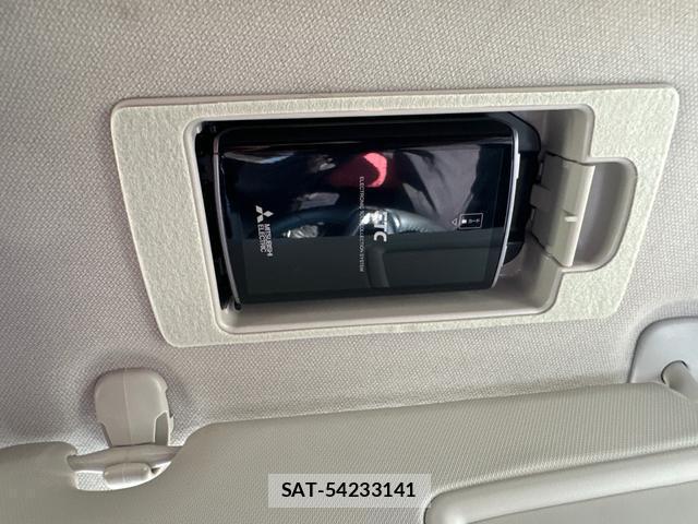 Mazda DEMIO 2018-09 8071522-5