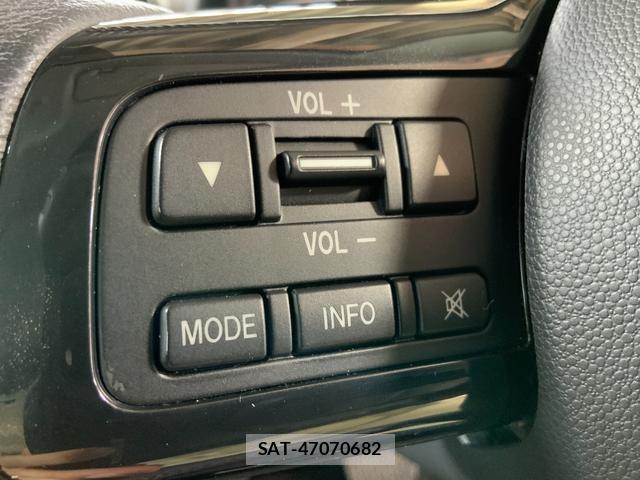 Mazda DEMIO 2014-03 8072456-17