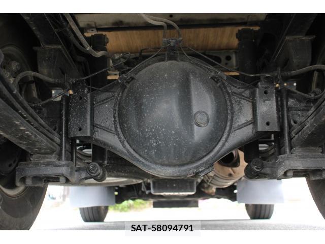 Hino DUTRO 2016-08 8070865-17