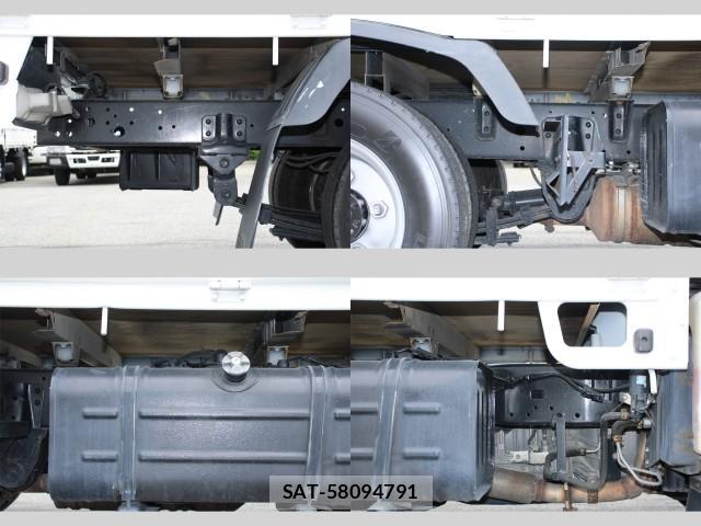 Hino DUTRO 2016-08 8070865-18