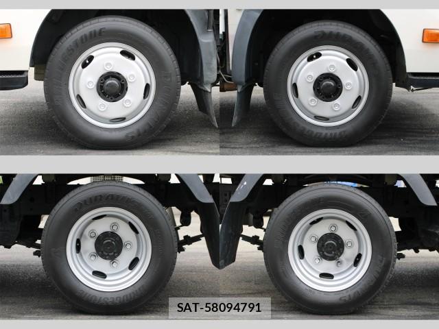 Hino DUTRO 2016-08 8070865-19