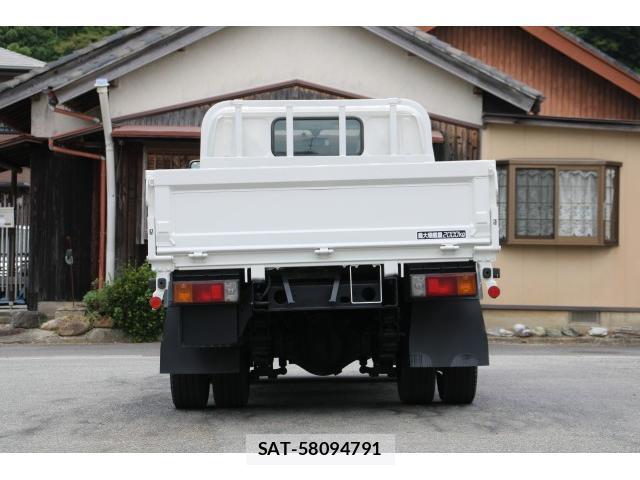 Hino DUTRO 2016-08 8070865-4
