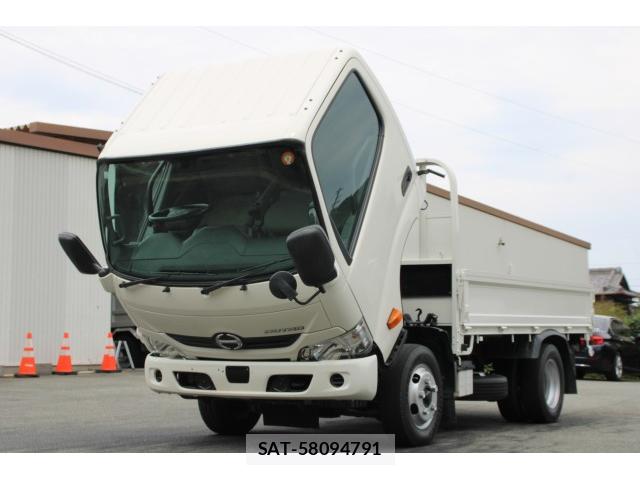 Hino DUTRO 2016-08 8070865-9