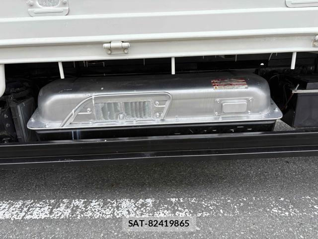 Hino DUTRO 2012-08 8071471-13