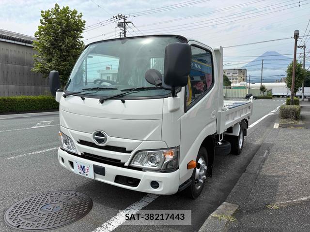 Hino DUTRO 2019-10 8071472-13