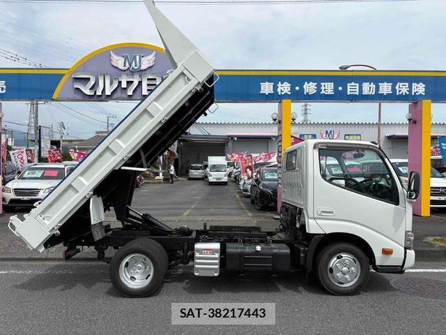 Hino DUTRO 2019-10 8071472-4