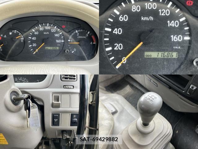 Hino DUTRO 2011-08 8072569-3