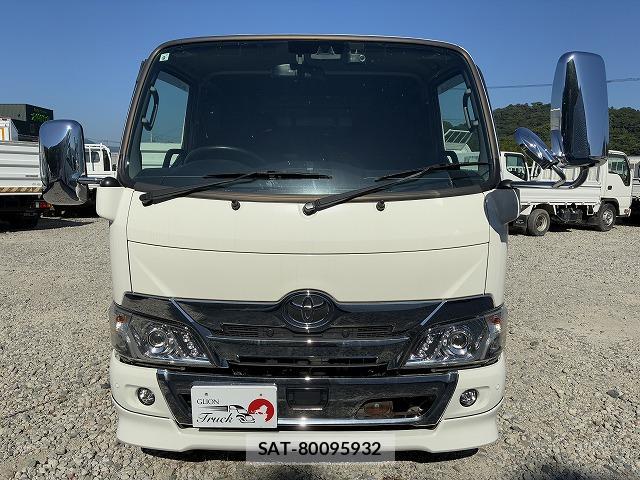 Toyota DYNA TRUCK 2021-08 8072280-0