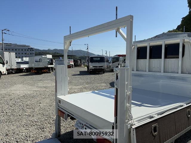 Toyota DYNA TRUCK 2021-08 8072280-5