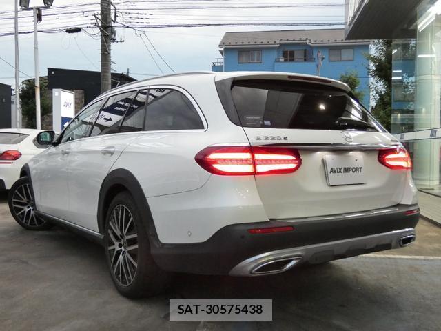 Mercedes Benz E-CLASS 2020-09 8072503-1